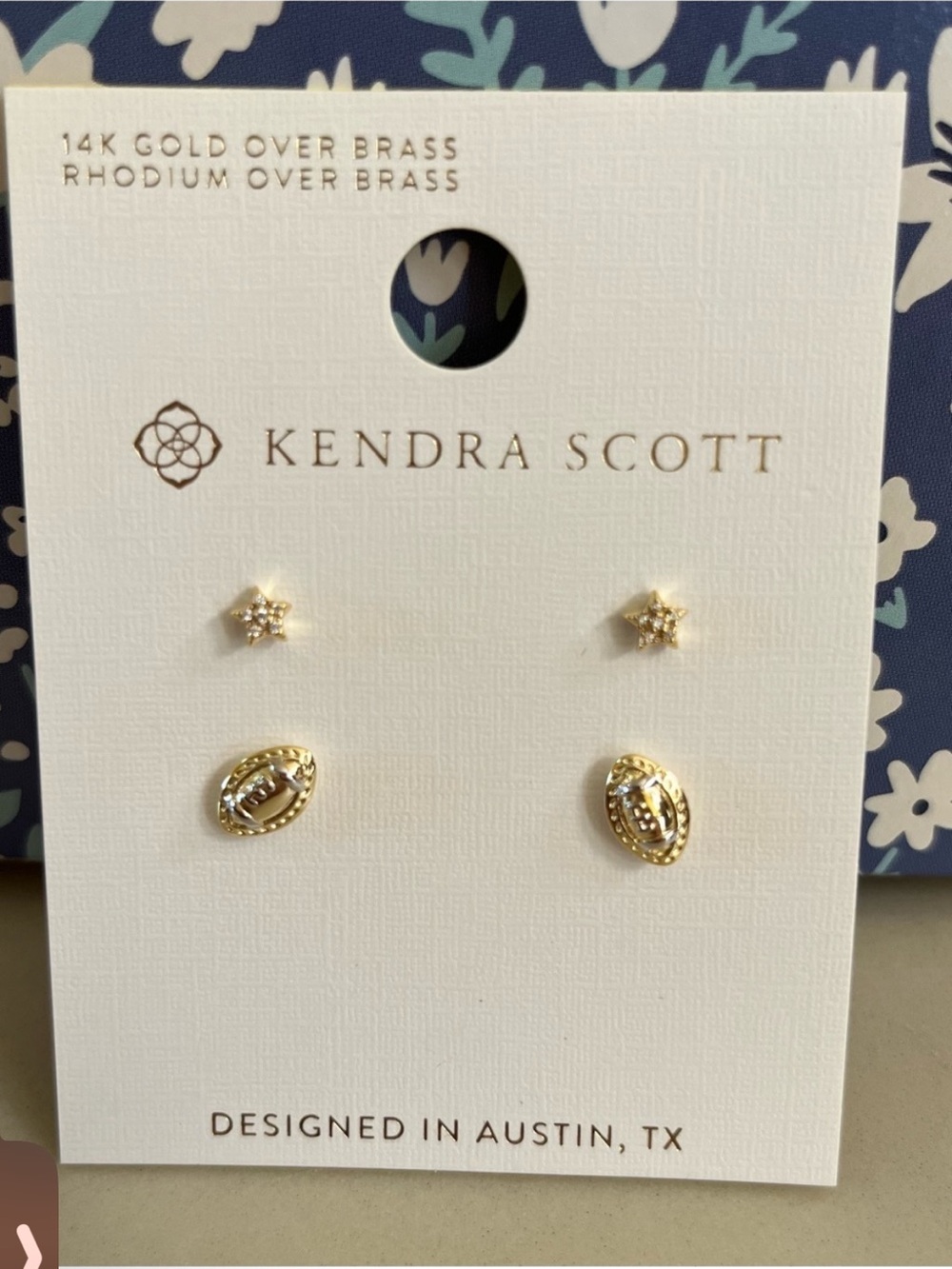 NWT Kendra Scott Football&Stud Earrings